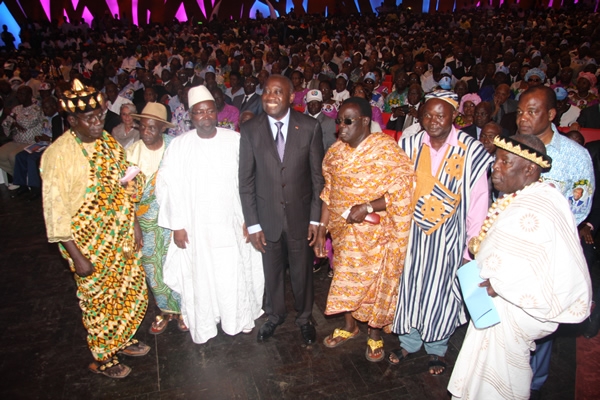 Les têtes couronnées investissent Gbagbo